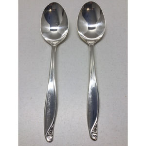 Lot of 2 Oneida Silver Wm A Rogers Silver Overlaid Flowertime 1963 Soup Spoons